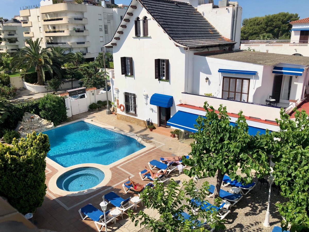 Hotel Capri Sitges Exteriér fotografie