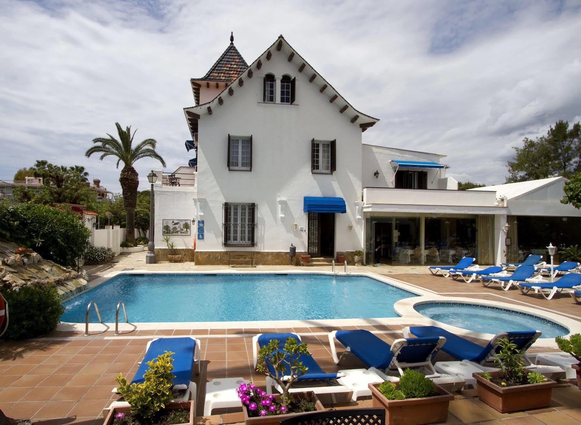 Hotel Capri Sitges Exteriér fotografie